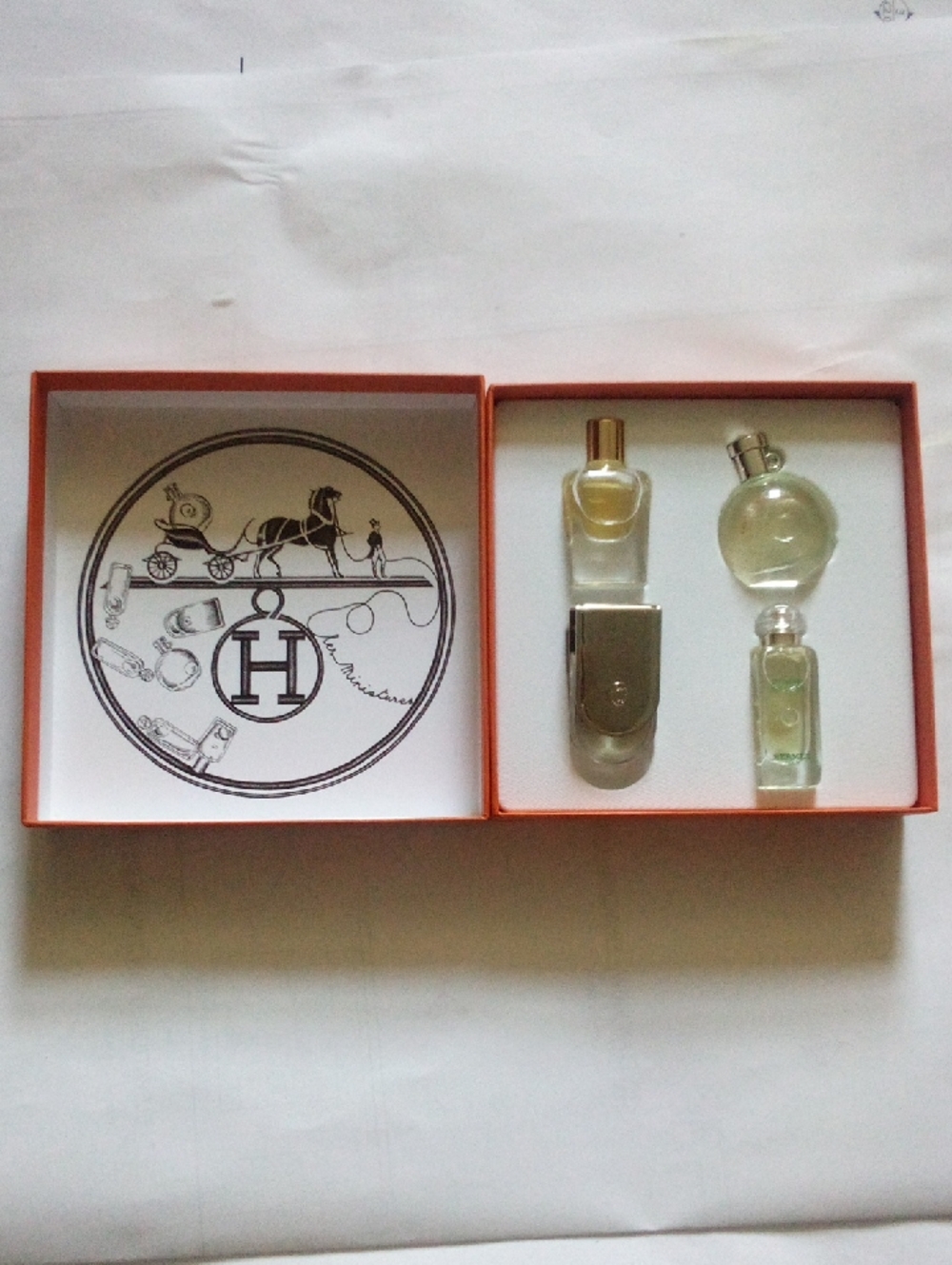 Hermes Perfume Samplers Voyager, Un Jardin, Merveilles & Jour D' Hermes New Full